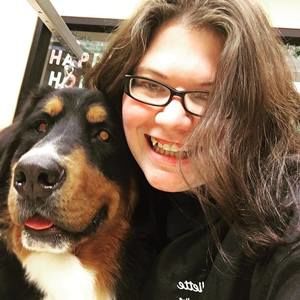 Meet your Posher, Juliette